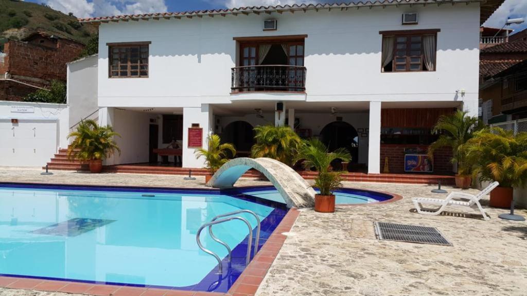 Hotel Tamarindo Resort Сопетран Екстер'єр фото